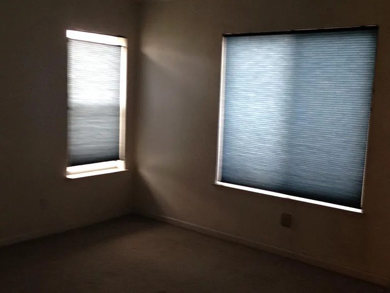 214 Holland Cir — Photo 11