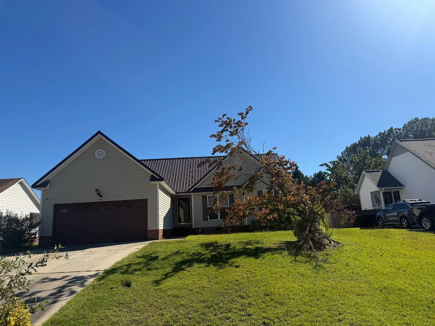 116 Arbor Dr — Photo 2