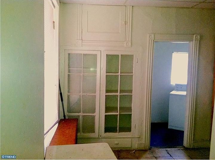 2nd image of 5751 Cedar Ave