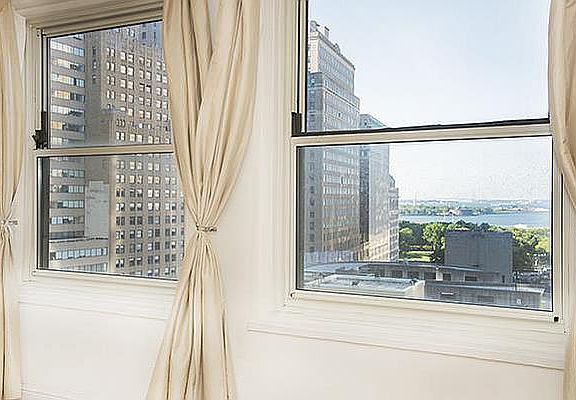 3rd image of 88 Greenwich St APT 1219