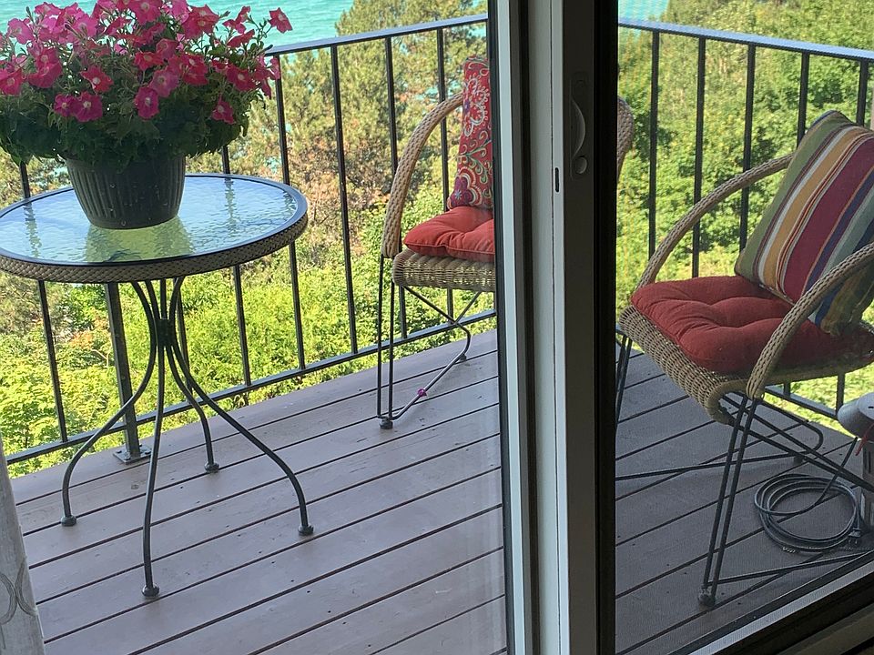 Deck for 4 chairs & table