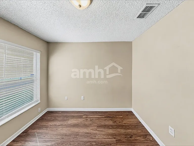 2423 Hybrid Dr — Photo 13