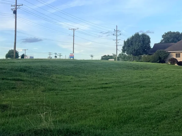25 Street, Bedford, IN 47421