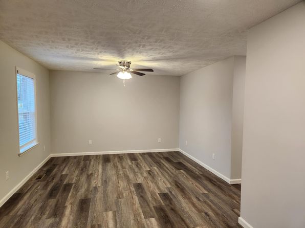 20 Clark Ln #3, Hartsville, TN 37074