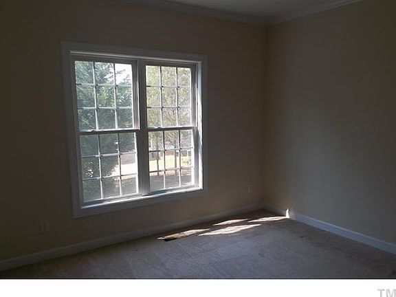 4th image of 5 Churchland Ct