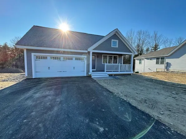 97 Three Ponds Drive #61, Brentwood, NH 03833