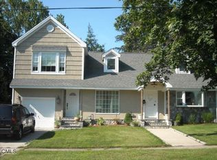 115 Meadowbrook Rd, Stratford, CT 06614