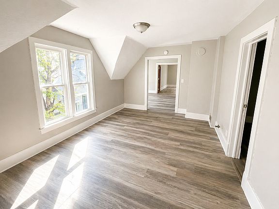 2nd image of 811 Park St SW #813