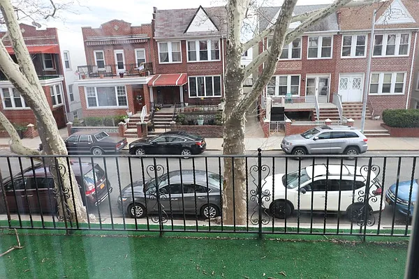 Rented by Intella Properties Corp | media 2