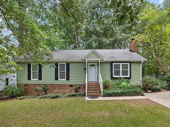 3rd image of 104 Remington Woods Dr