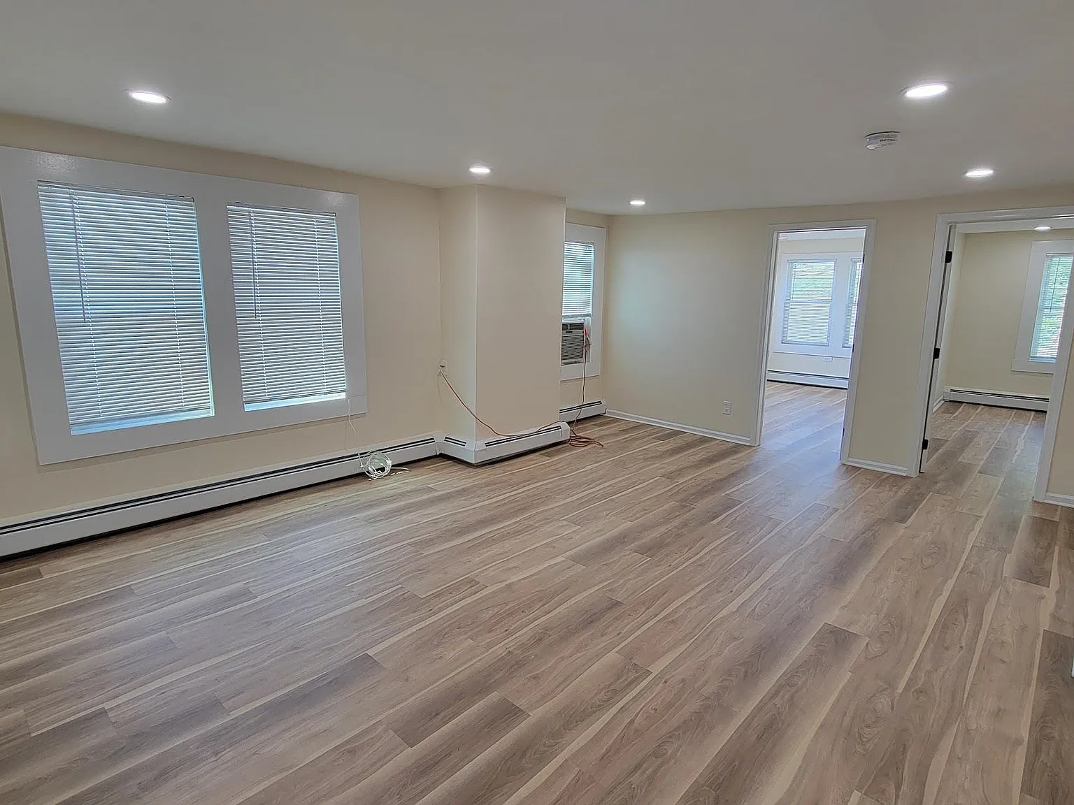 2 bed, 1.0 bath, 1000 sqft, $2,650 — Photo 1