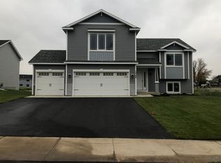 22884 Topaz St, Saint Cloud, MN 56301