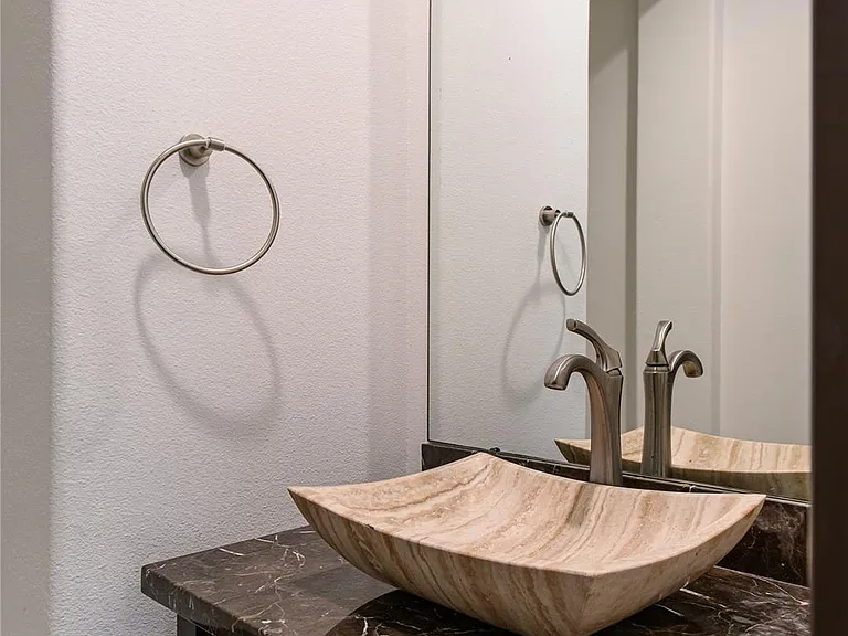 30 Freestone Stream Pl — Photo 35