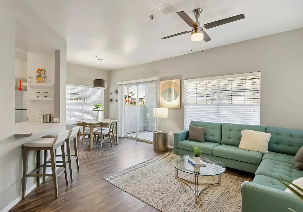 Luxe at Ocotillo — Photo 2