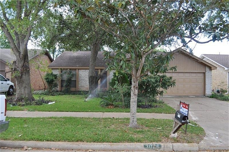 1st image of 3026 Shawnee Dr