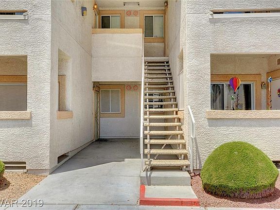 2nd image of 855 N Stephanie St Unit 2426