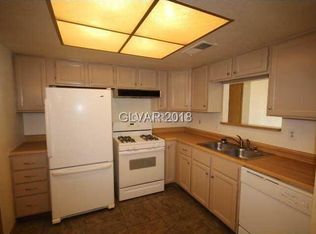524 Bastanchury Ave, Henderson, NV 89011