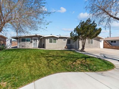 1017 W Avenue J10, Lancaster, CA, 93534