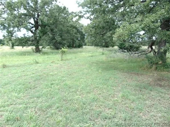 2 Mercy St, Healdton, OK 73438