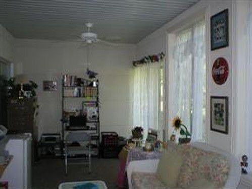 5th image of 111 Oxford Ct APT 4