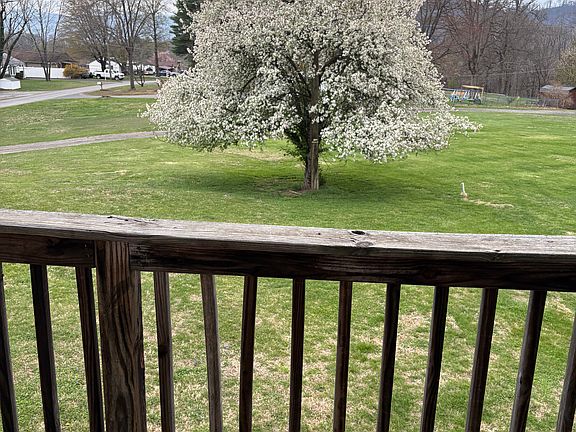 2nd image of 1796A Richland Hills Dr #1796A
