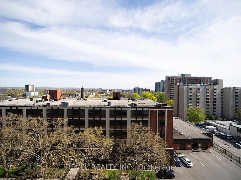 212 King William St #823 — Photo 14