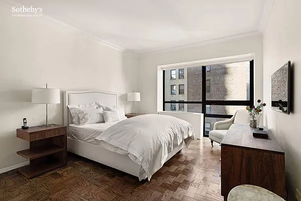 Rented by Sotheby's International Realty | media 7