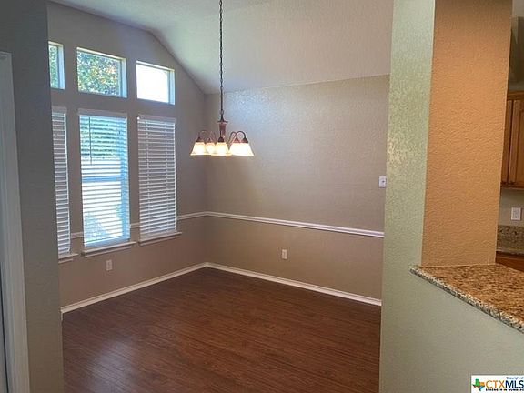 3rd image of 1209 Westway Dr