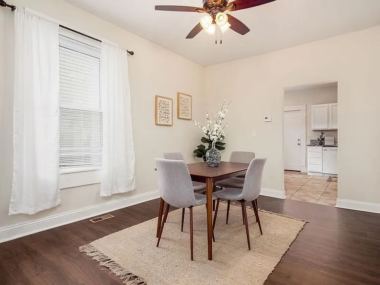 561 Kimball Pl — Photo 8