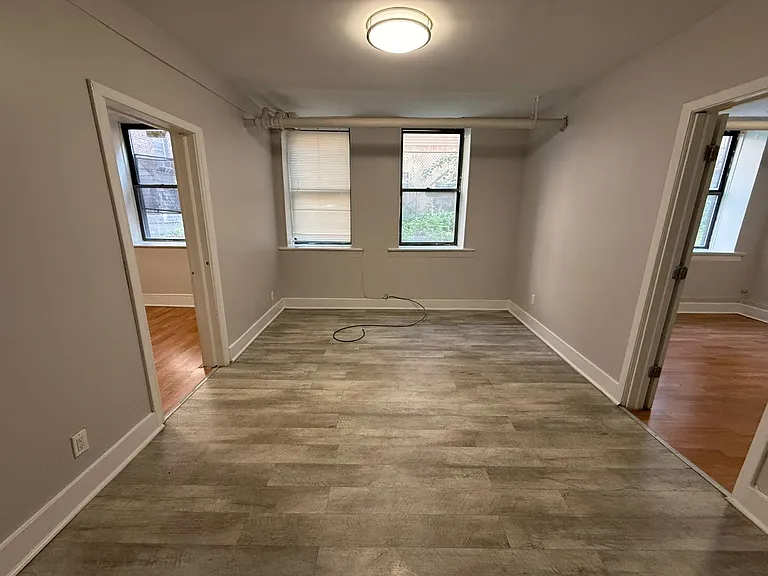 409 54th St #B1E — Photo 5