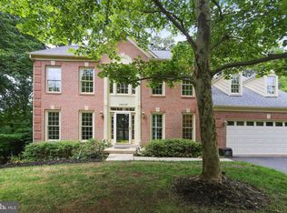 14010 Natia Manor Dr, Gaithersburg, MD 20878