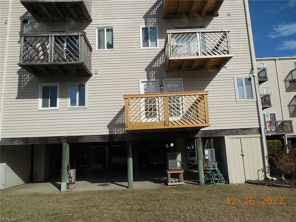 1st image of 837 Little Bay Ave #1