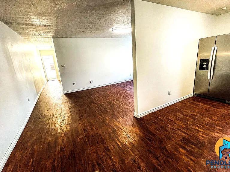 525 E 13th St #3 — Photo 6
