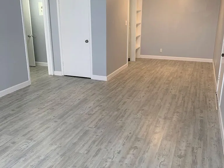 5808 S Alameda St — Photo 2