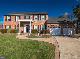 1 Currant Ct, Newark, DE 19702