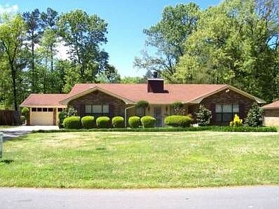 1st image of 6202 Glenwood Dr