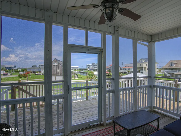 306 Marina Way — Photo 31