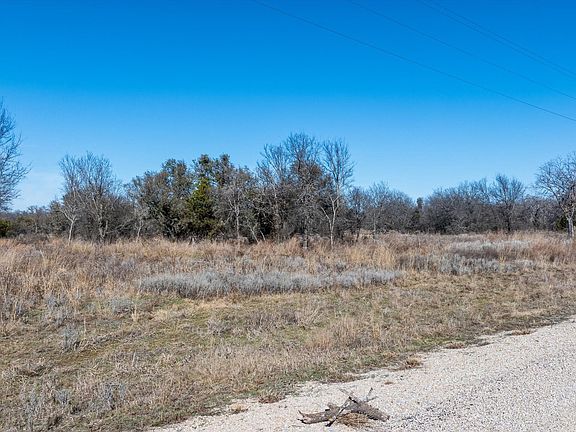 4th image of 27 Paradise Oaks Rnch