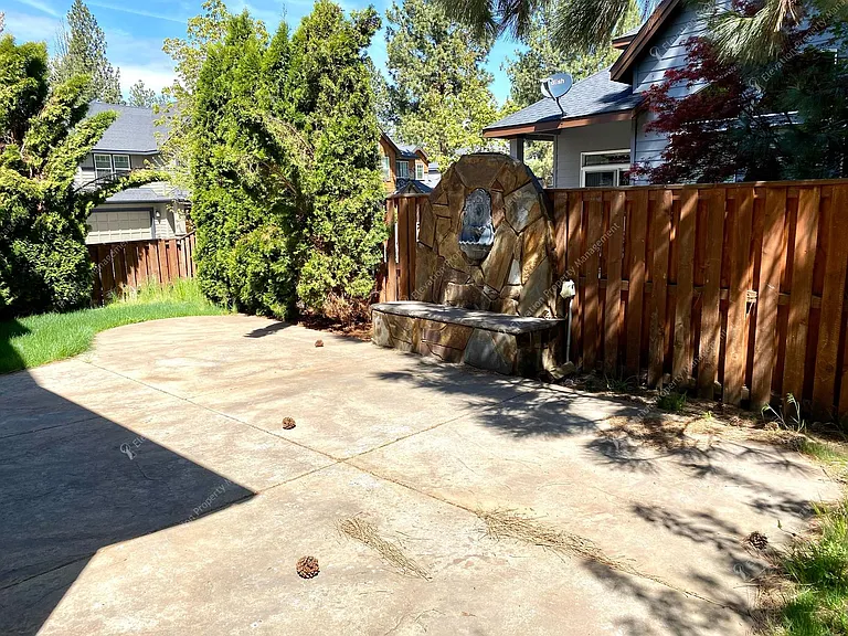 60974 Snowbrush Dr — Photo 44