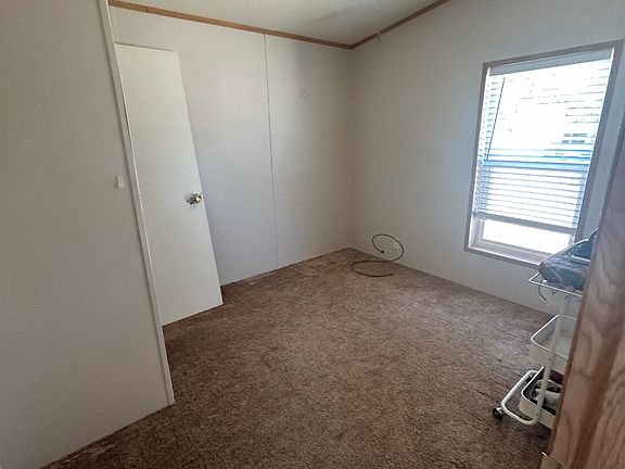 4th image of 1000 Hope St W #50