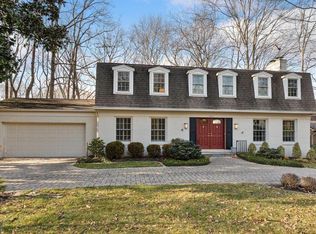 4062 Ridgeview Cir, Mc Lean, VA 22101