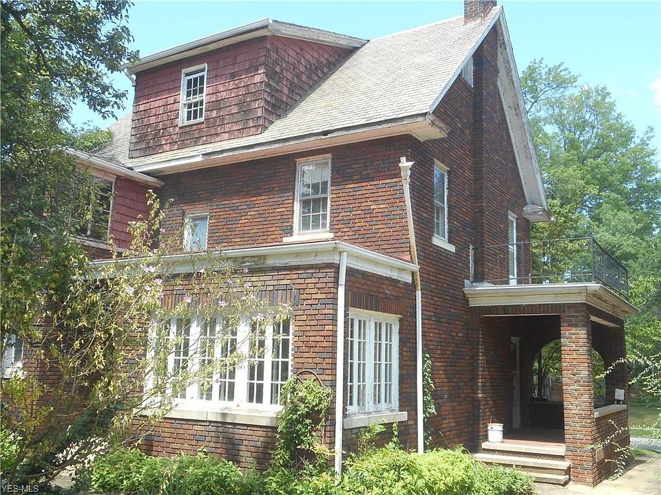 2nd image of 3136 Corydon Rd