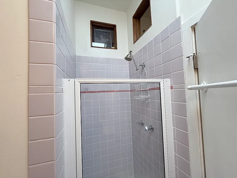5263 Locksley Ave — Photo 15