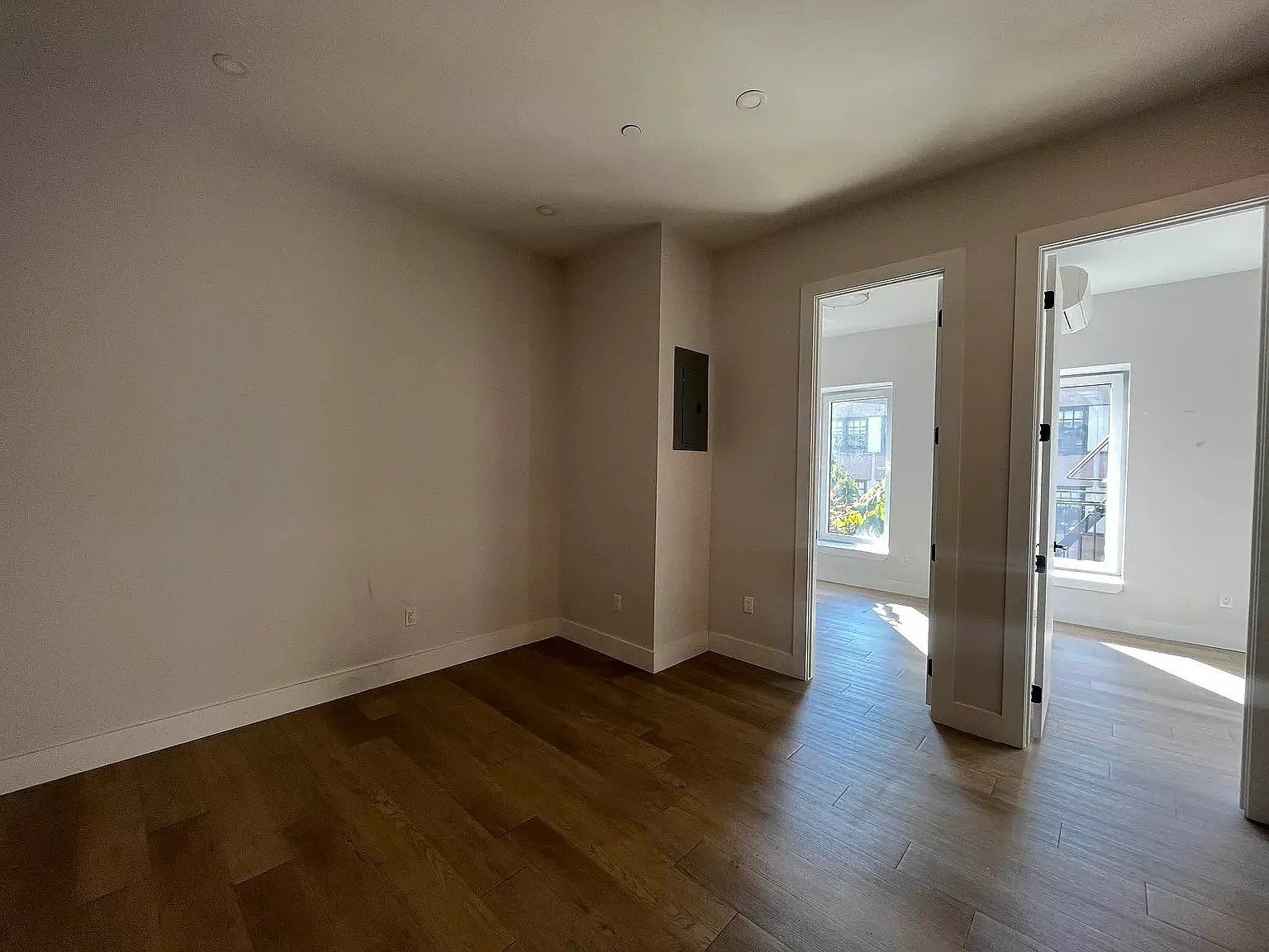 81 West 118th Street — Photo 4