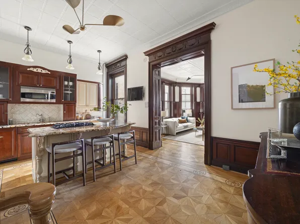 119 Prospect Park West image 3 of 8