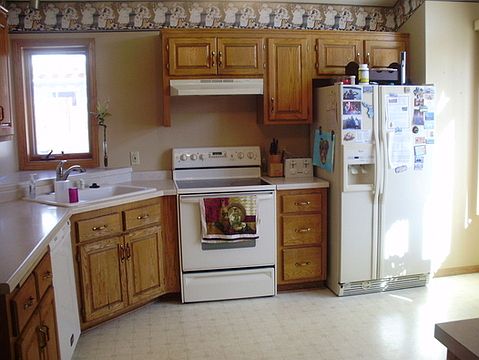 3rd image of 7091 Deerwood Ln N