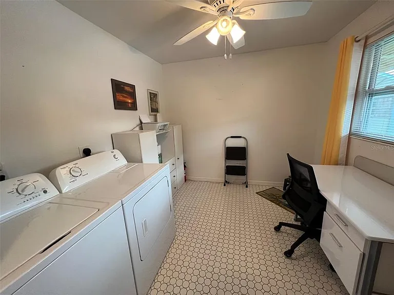 1626 New Point Comfort Rd — Photo 37
