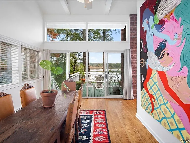 38 Bishop Park Rd — Photo 10