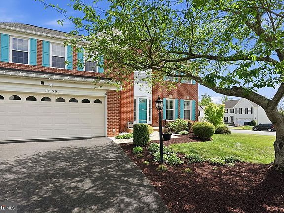 3rd image of 15501 Ambergate Dr