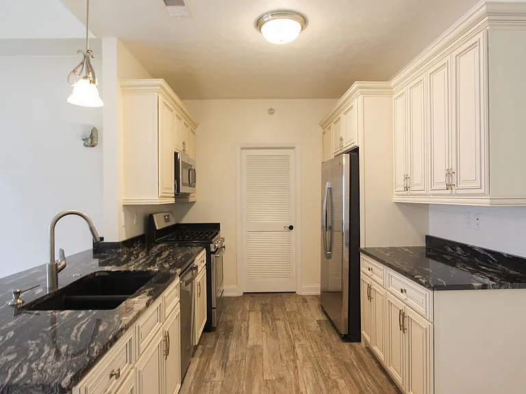 1000 Adams Pointe Blvd — Photo 18